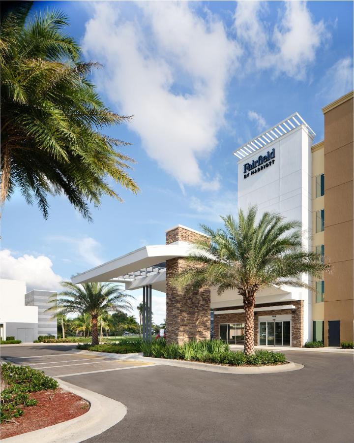 Fairfield Inn & Suites By Marriott Fort Lauderdale Northwest Tamarac Exterior foto